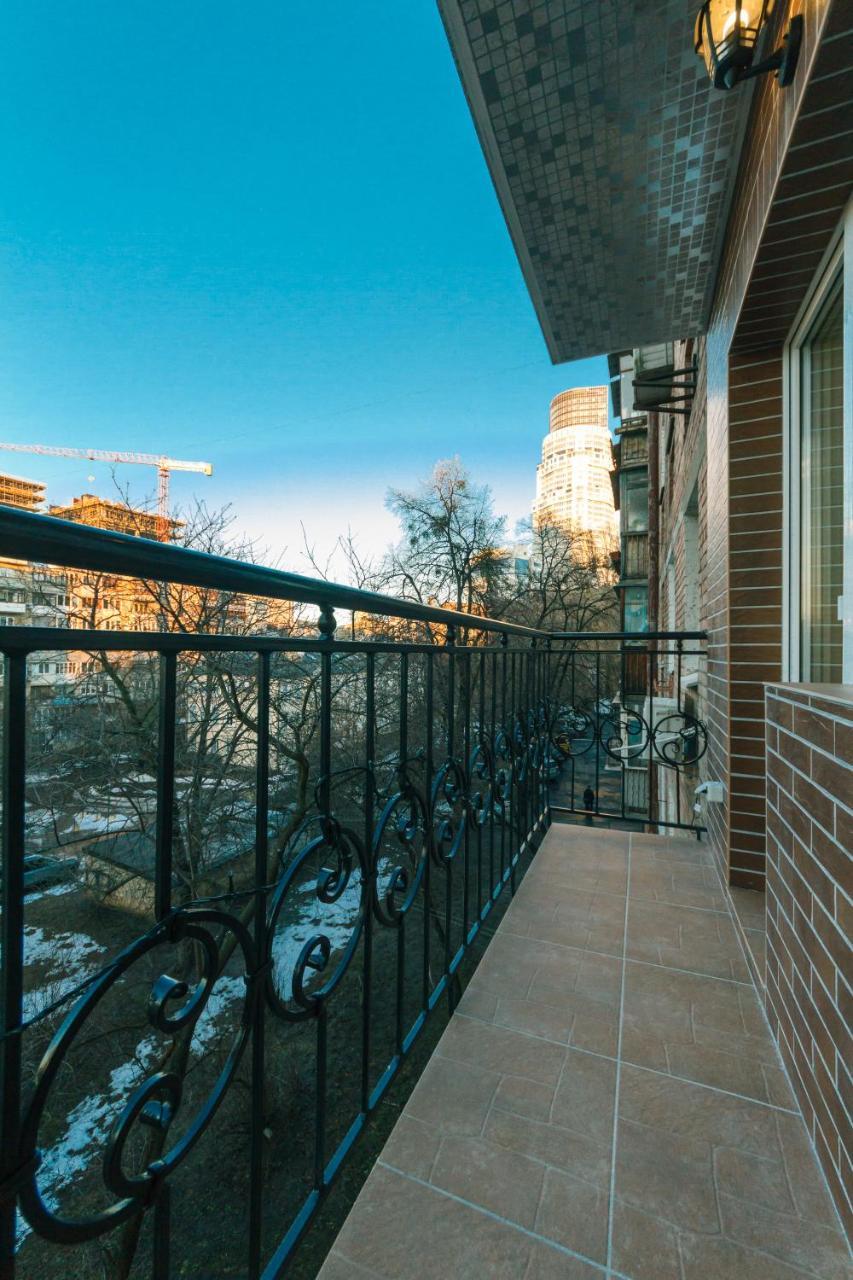 Bessarabsky Kvartal Apartment Kyiv Exterior photo